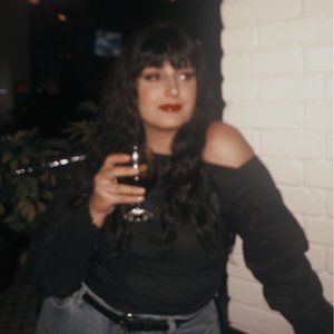 Meet your Posher, Carley